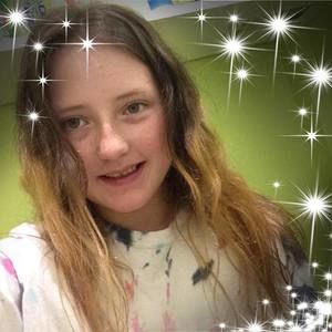 Meet your Posher, Rose-danaée